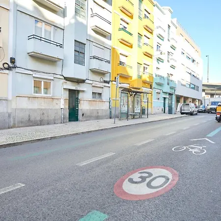 Charming 3br W/ Patio, By Timecooler Lisboa