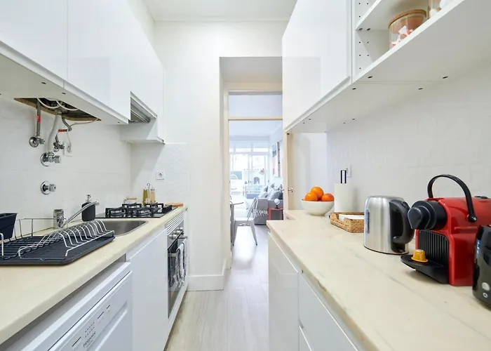 Charming 3br W/ Patio, By Timecooler Apartamento Lisboa