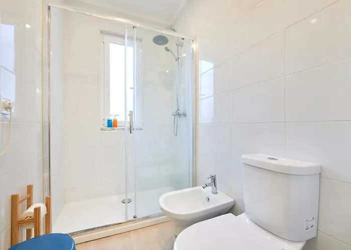 Charming 3br W/ Patio, By Timecooler Lisboa