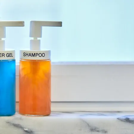 Charming 3br W/ Patio, By Timecooler * Лісабон