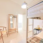 Charming 3br W/ Patio, By Timecooler Lisbon