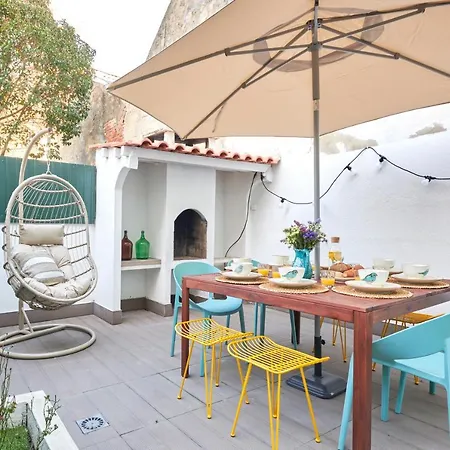 Charming 3br W/ Patio, By Timecooler * Lisboa